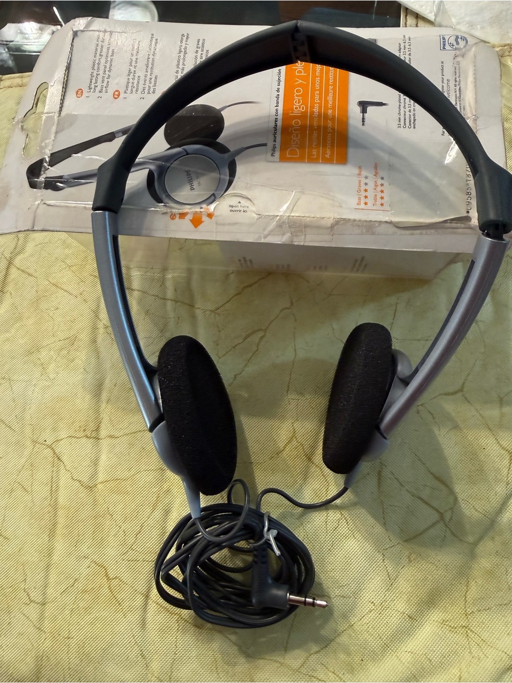 Philips Silver and Black On-Ear Foldable Headphones (New)